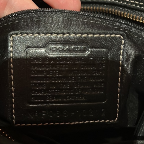 Coach  vintage, Hampton black pebbled, leather satchel - Picture 7 of 8